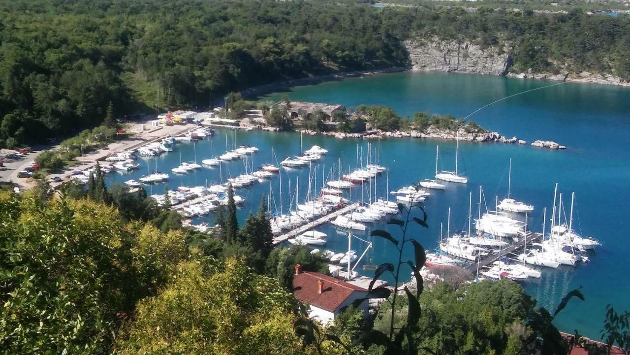 Apartments Anicic Coric Omišalj Εξωτερικό φωτογραφία