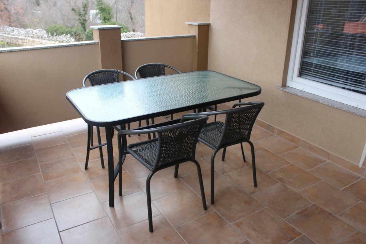 Apartments Anicic Coric Omišalj Εξωτερικό φωτογραφία