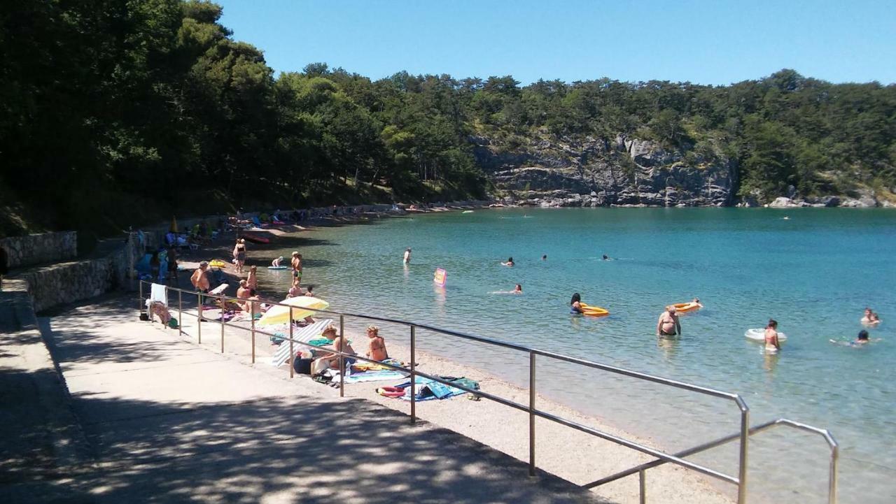 Apartments Anicic Coric Omišalj Εξωτερικό φωτογραφία