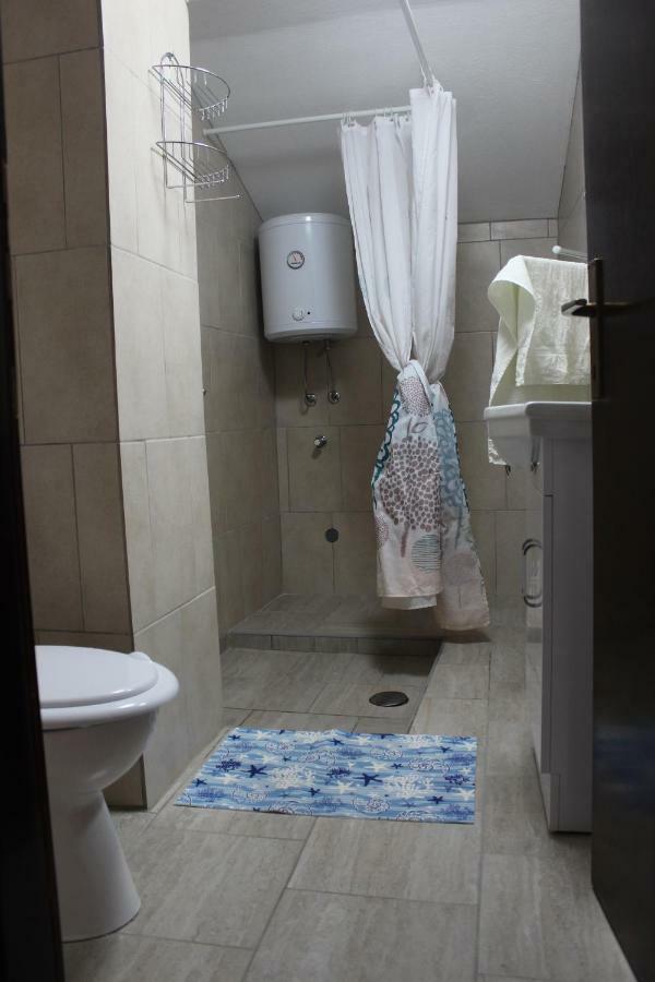 Apartments Anicic Coric Omišalj Εξωτερικό φωτογραφία